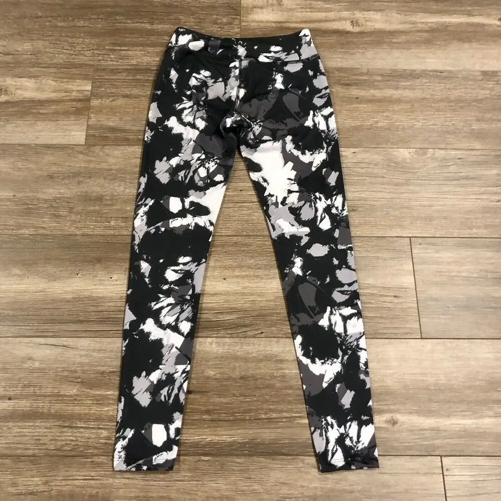 Beyond Yoga Leggings Small Black Gray White Geometric Pattern - Picture 2 of 10